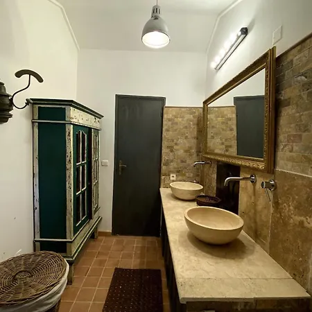 Vakantiehuis Maison Entiere 5 Min Du Centre D'avignon *