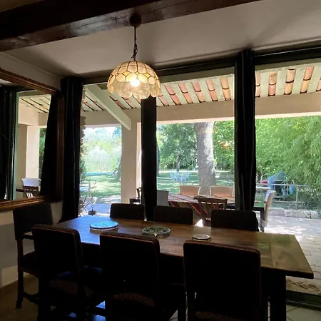 Maison Entiere 5 Min Du Centre D'avignon Holiday home *