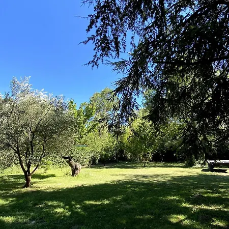 Maison Entiere 5 Min Du Centre D'avignon Vakantiehuis Les Angles (Gard)