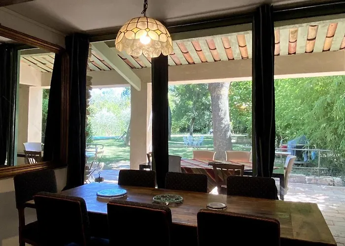 Maison Entiere 5 Min Du Centre D'avignon Σπίτι διακοπών *